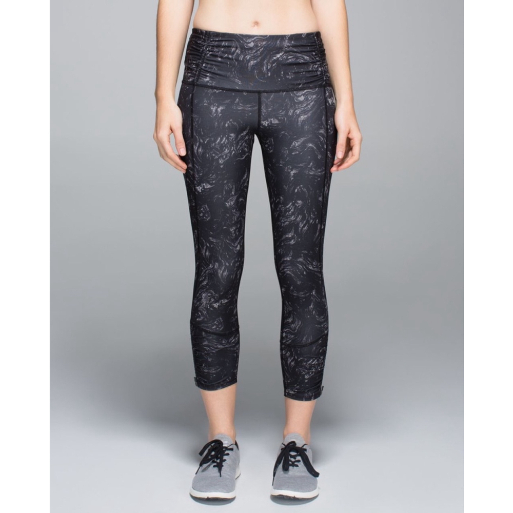 Lululemon Runday Crop *Full-On Luxtreme
Arsenal Ambient Grey Black Size 6